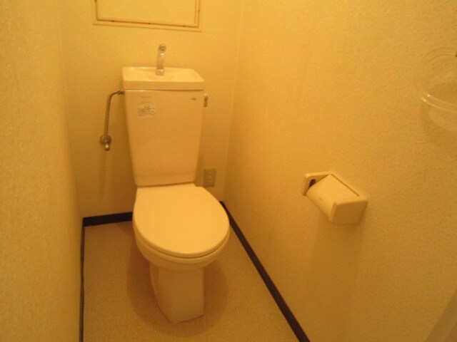 物件内観写真15　(トイレ)