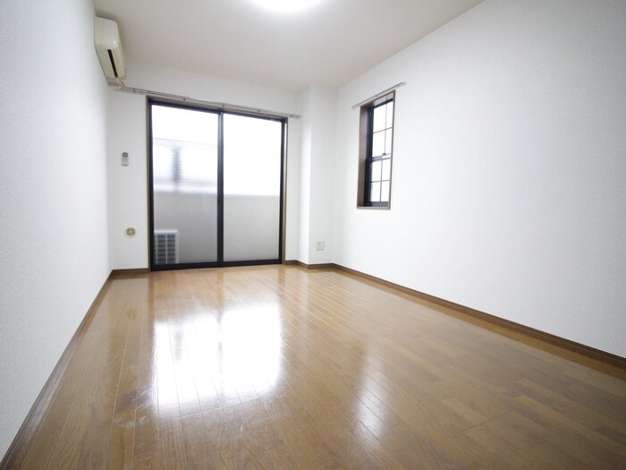 物件内観写真6　(居室)