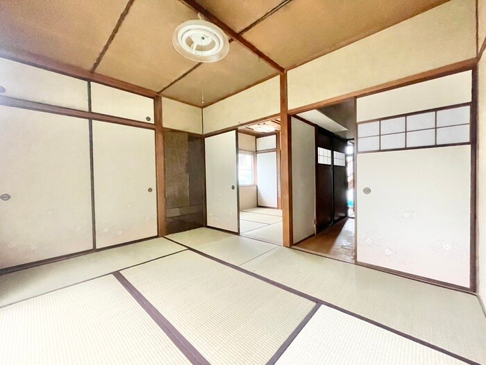 物件内観写真4　(居室)