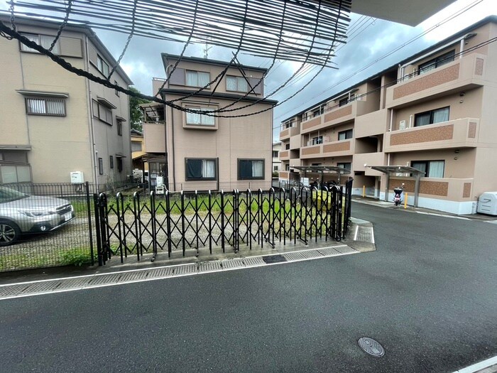 物件内観写真19　(室内からの展望)