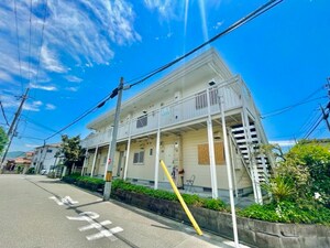 ディアコルモ東香里外観写真