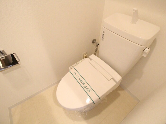 物件内観写真9　(トイレ)