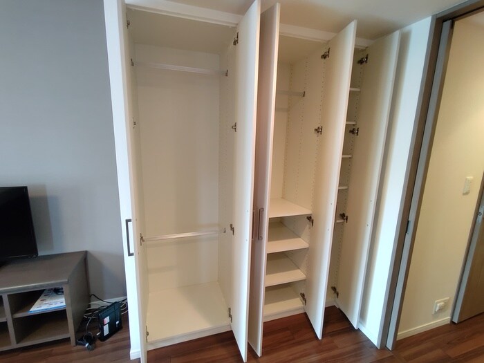 物件内観写真12　(収納)