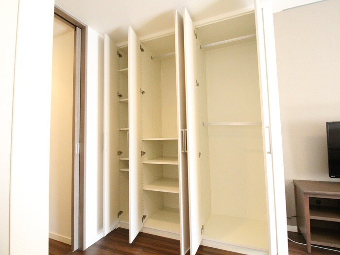 物件内観写真15　(収納)