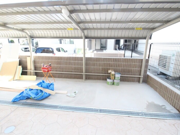 物件外観写真5　(駐輪場)