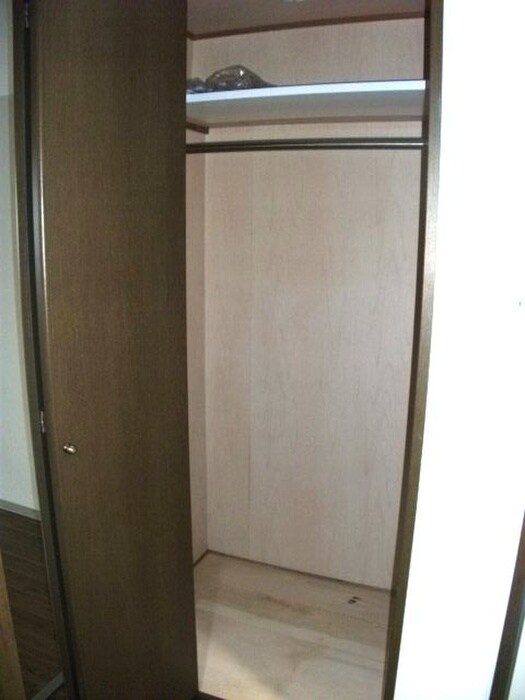 物件内観写真13　(収納)