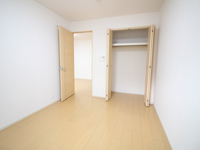 物件内観写真8　(収納)