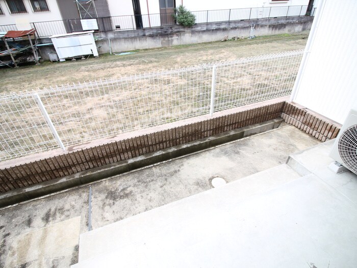 物件内観写真10　(ベランダ・バルコニー)