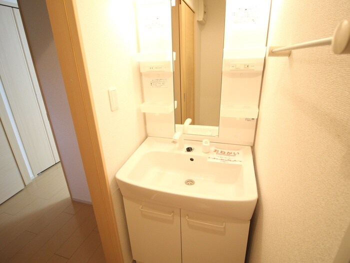 物件内観写真11　(洗面)