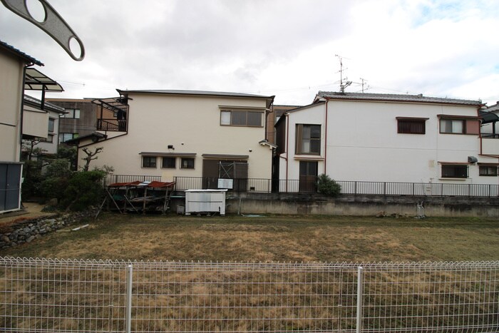 物件内観写真19　(室内からの展望)