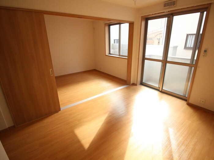 物件内観写真8　(居室)