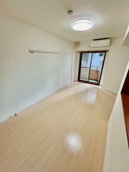 物件内観写真15　(居室)