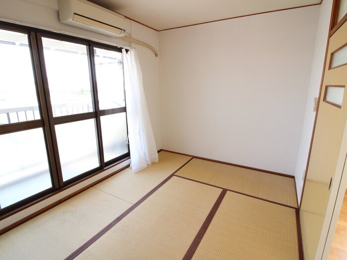 物件内観写真10　(居室)