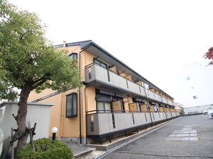 クレスト中町外観写真