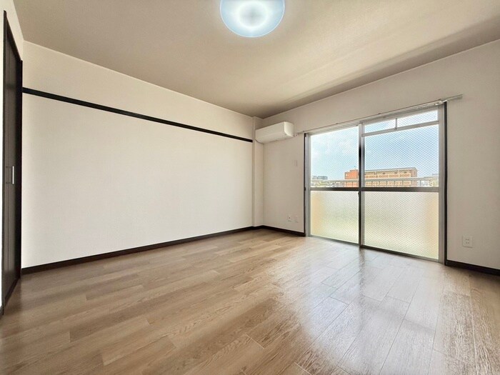 物件内観写真9　(居室)