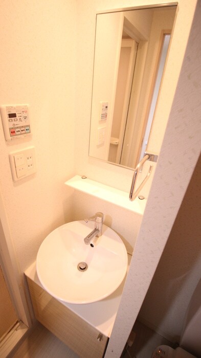 物件内観写真10　(洗面)