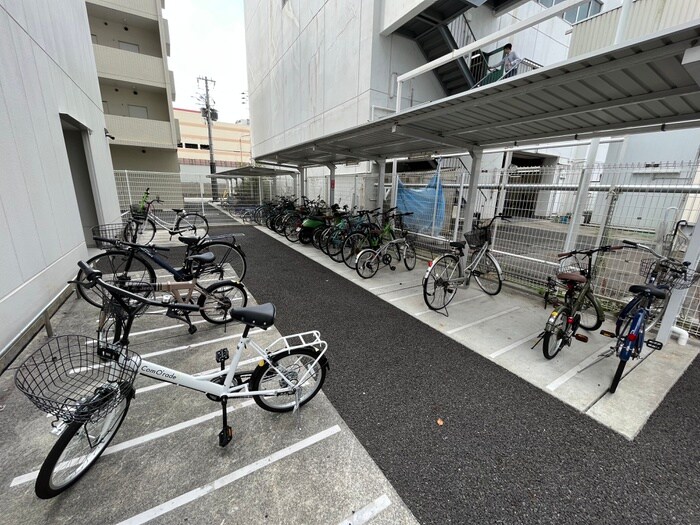 物件外観写真6　(建物設備)