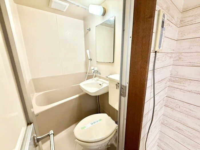 物件内観写真16　(トイレ)