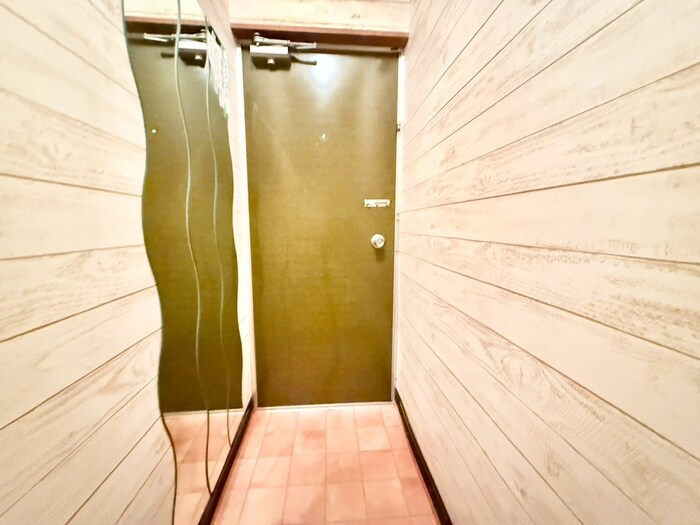 物件内観写真20　(玄関)