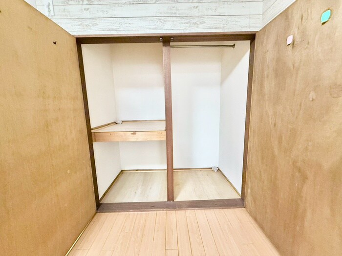 物件内観写真21　(収納)