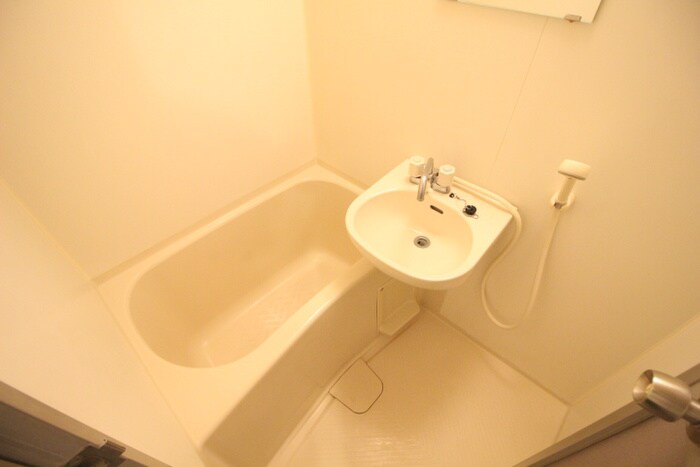 物件内観写真12　(バス／シャワールーム等)