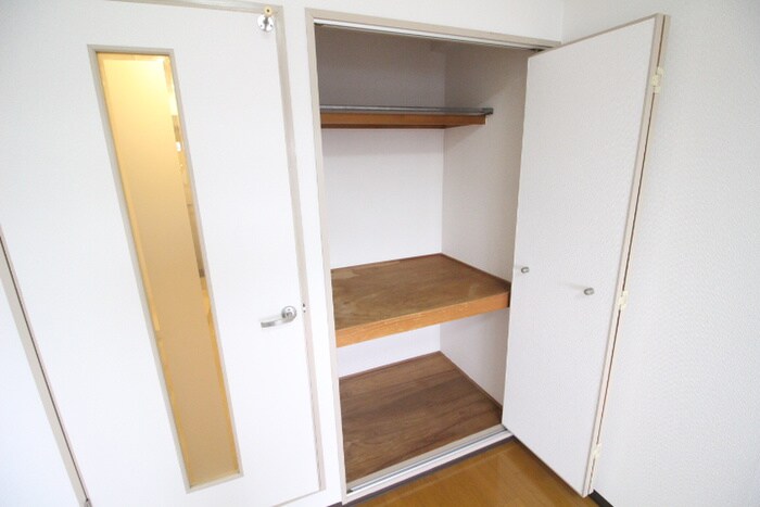 物件内観写真15　(収納)