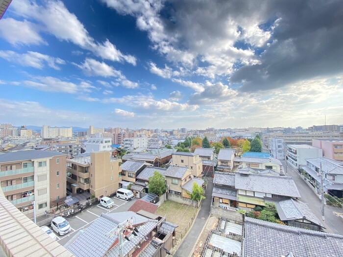 物件内観写真22　(室内からの展望)