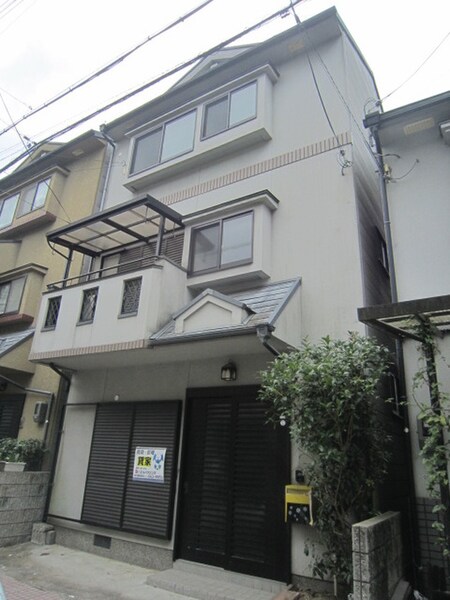 羽束師鴨川町貸家302-49外観写真