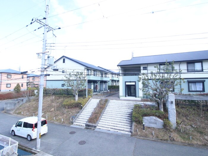 物件内観写真20　(室内からの展望)