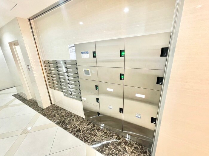 物件外観写真4　(建物設備)