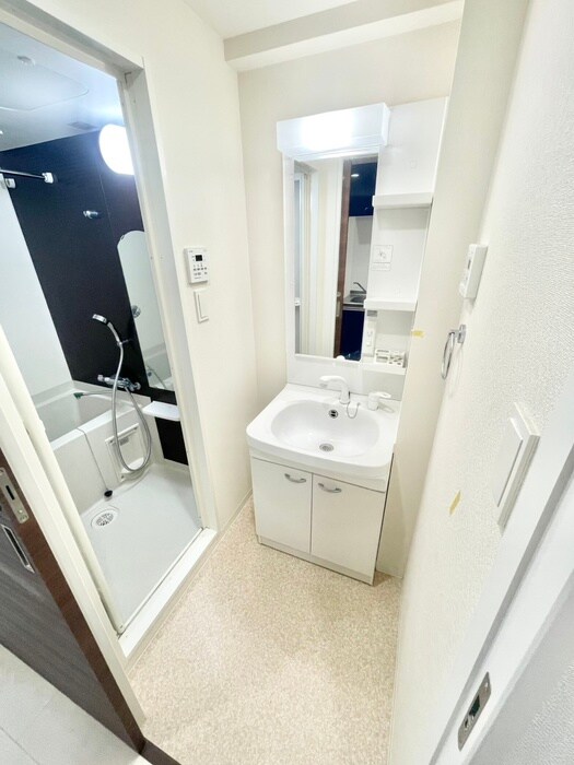 物件内観写真11　(洗面)