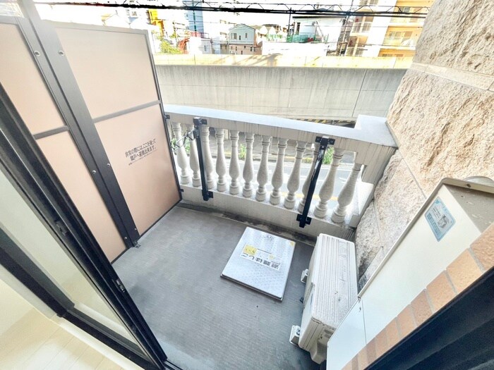 物件内観写真16　(ベランダ・バルコニー)