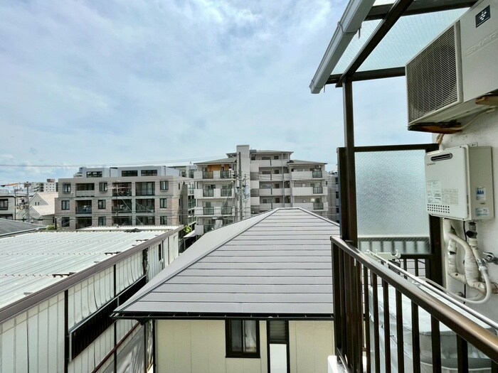 物件内観写真16　(室内からの展望)