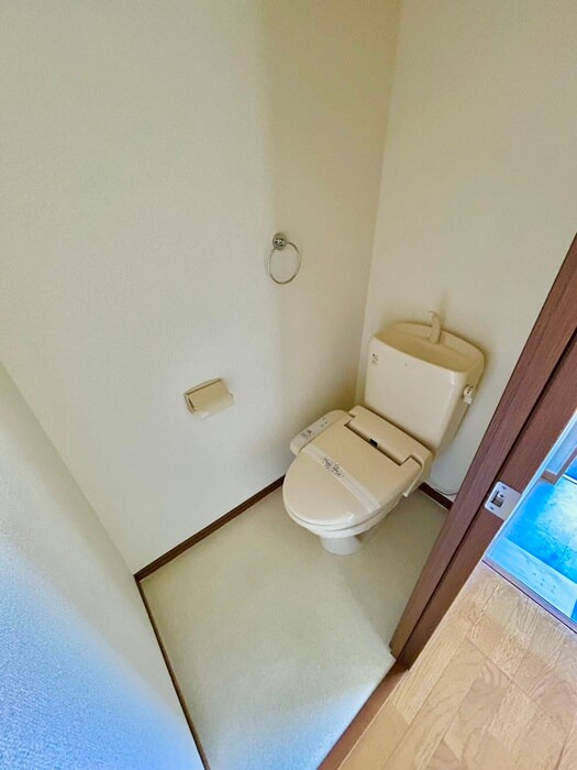 物件内観写真10　(トイレ)