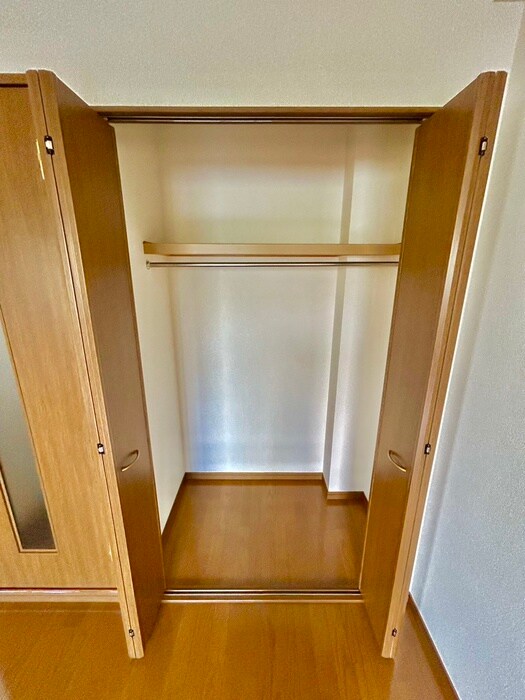 物件内観写真13　(収納)