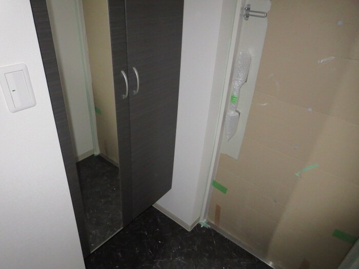 物件内観写真7　(靴箱)