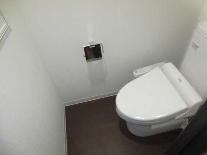 物件内観写真11　(トイレ)