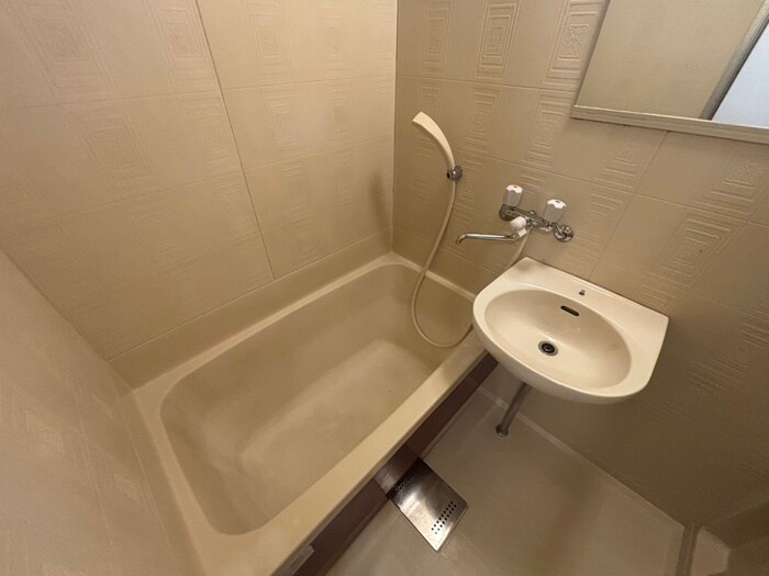 物件内観写真10　(洗面)