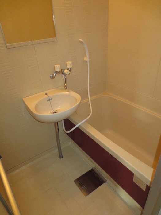 物件内観写真14　(バス／シャワールーム等)