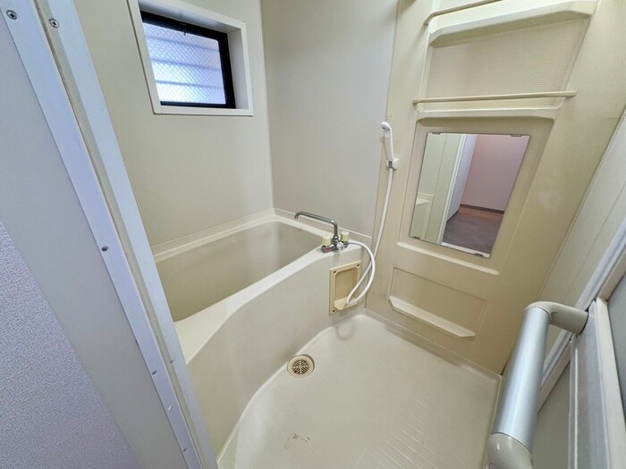 物件内観写真10　(バス／シャワールーム等)