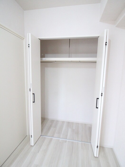 物件内観写真15　(収納)