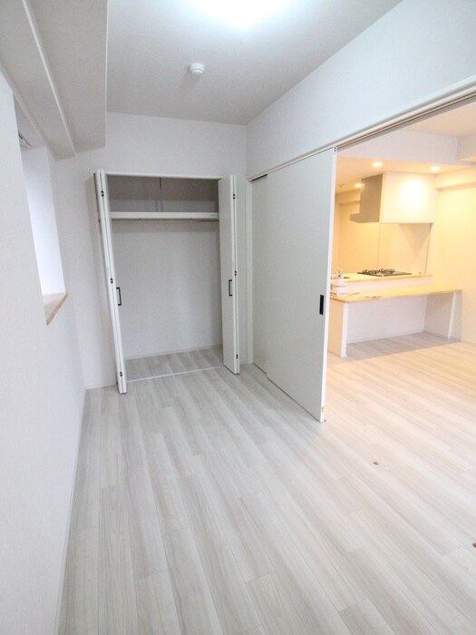 物件内観写真18　(居室)