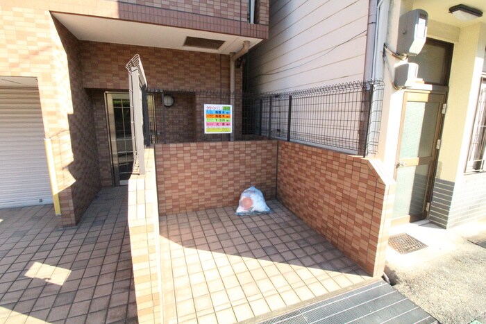 物件外観写真6　(建物設備)