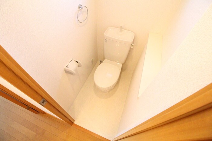 物件内観写真11　(トイレ)