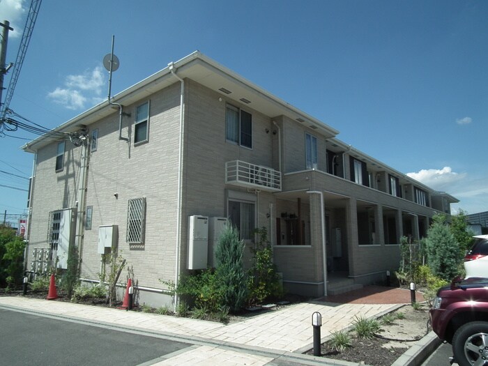 物件外観写真1　(外観写真)