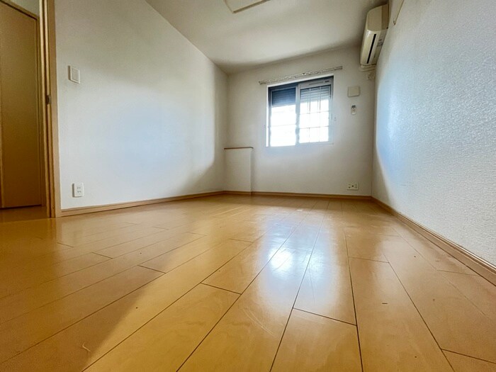 物件内観写真12　(居室)