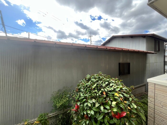 物件内観写真17　(室内からの展望)