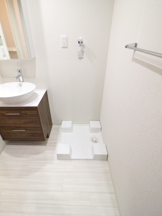 物件内観写真19　(洗濯機置場)