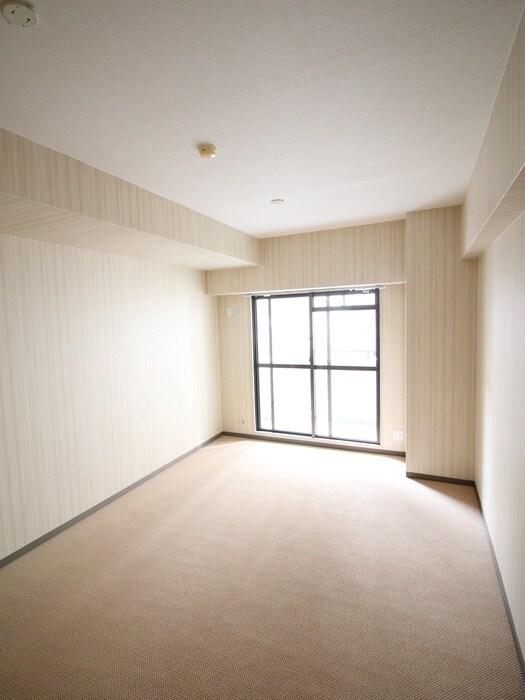 物件内観写真15　(居室)