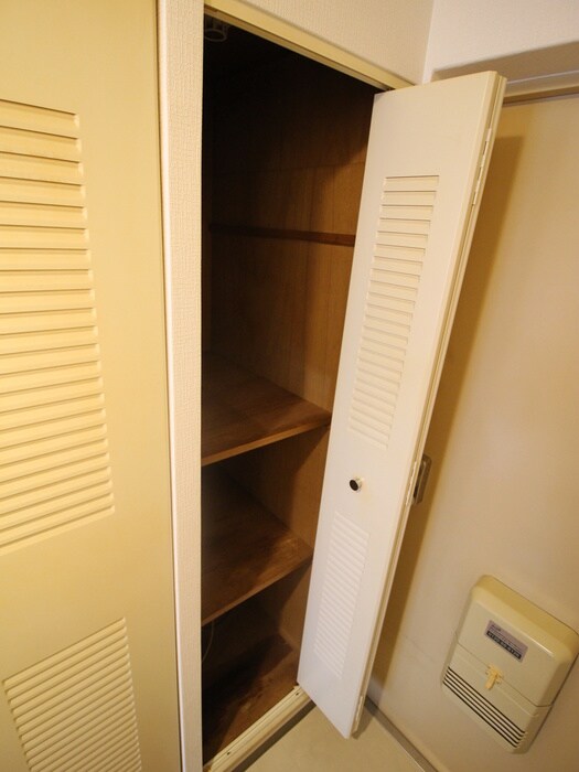 物件内観写真19　(収納)